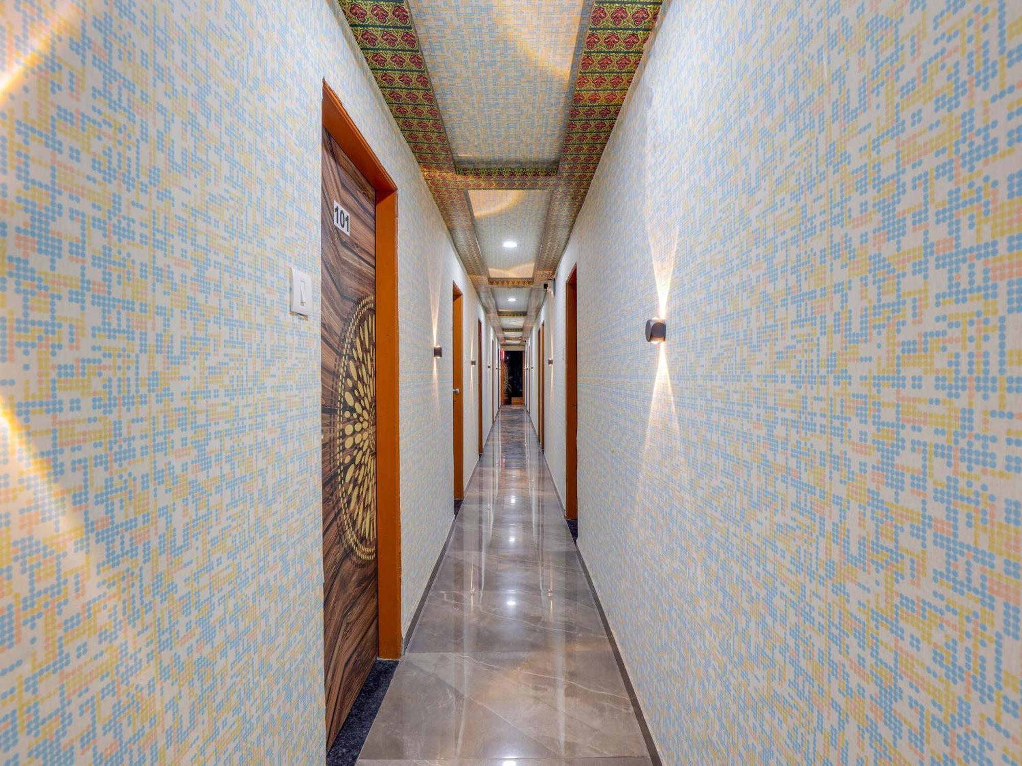 Hotel O Green City Сурат Екстер'єр фото